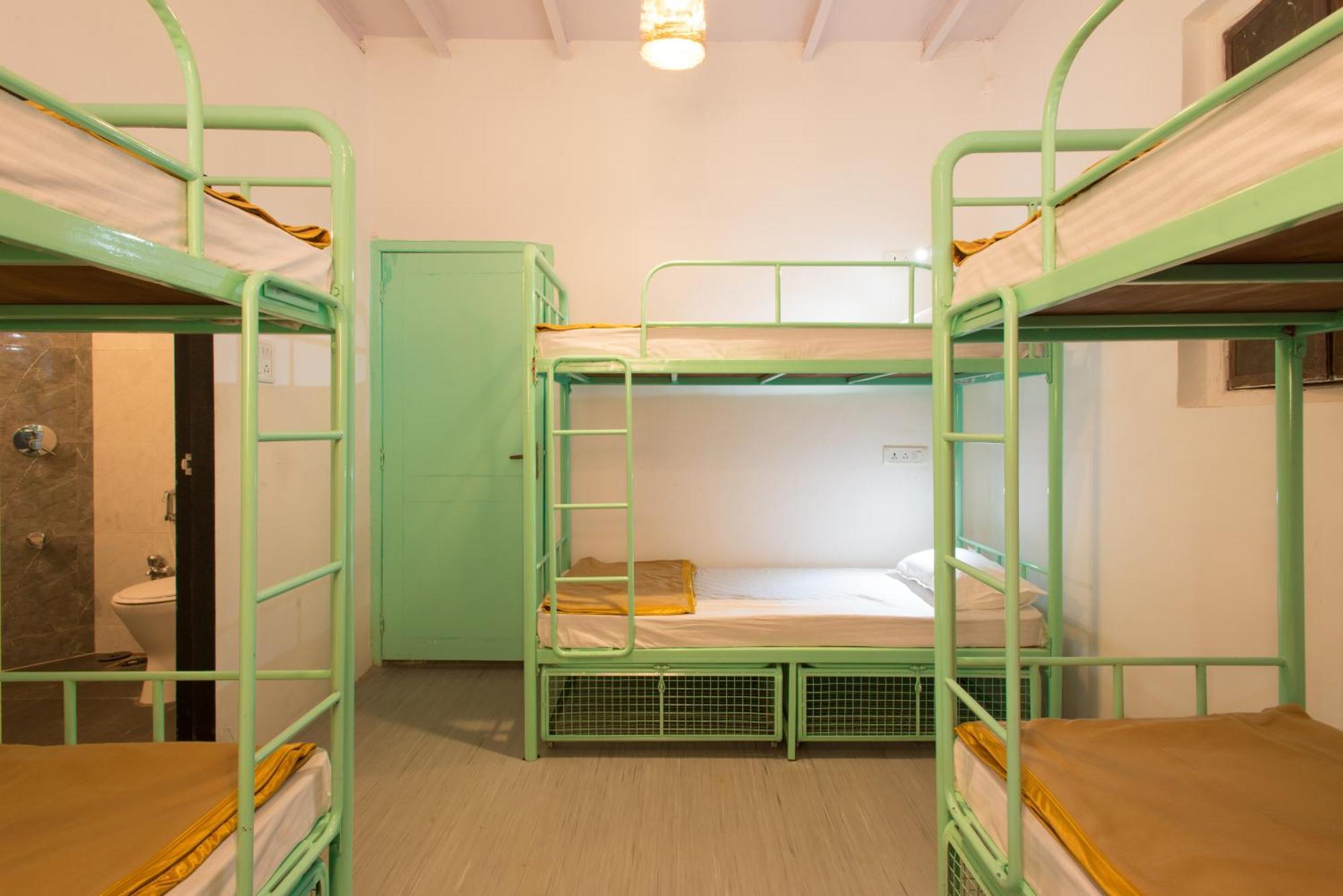 Mantra Hostal