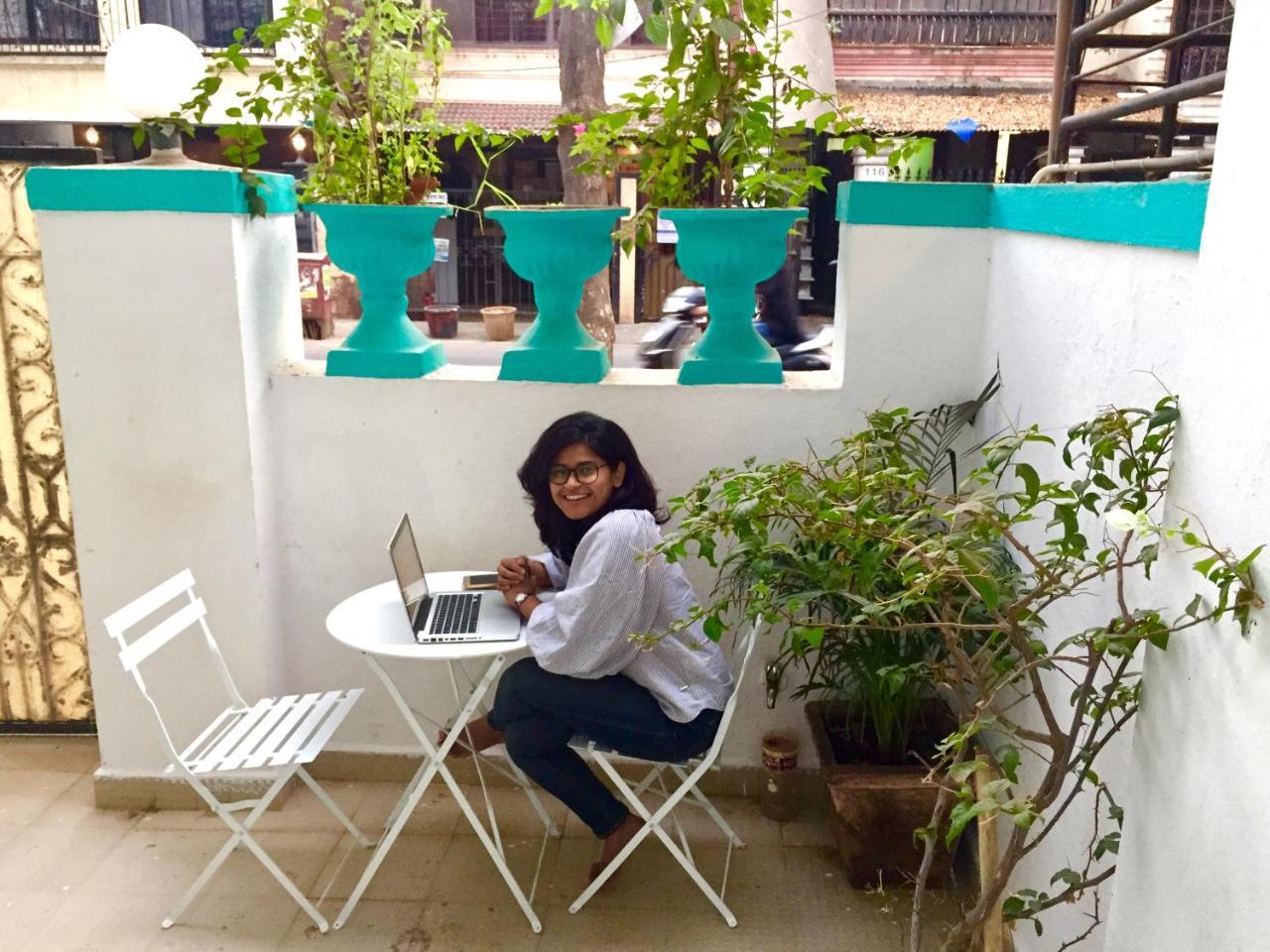 Mantra Hostal *